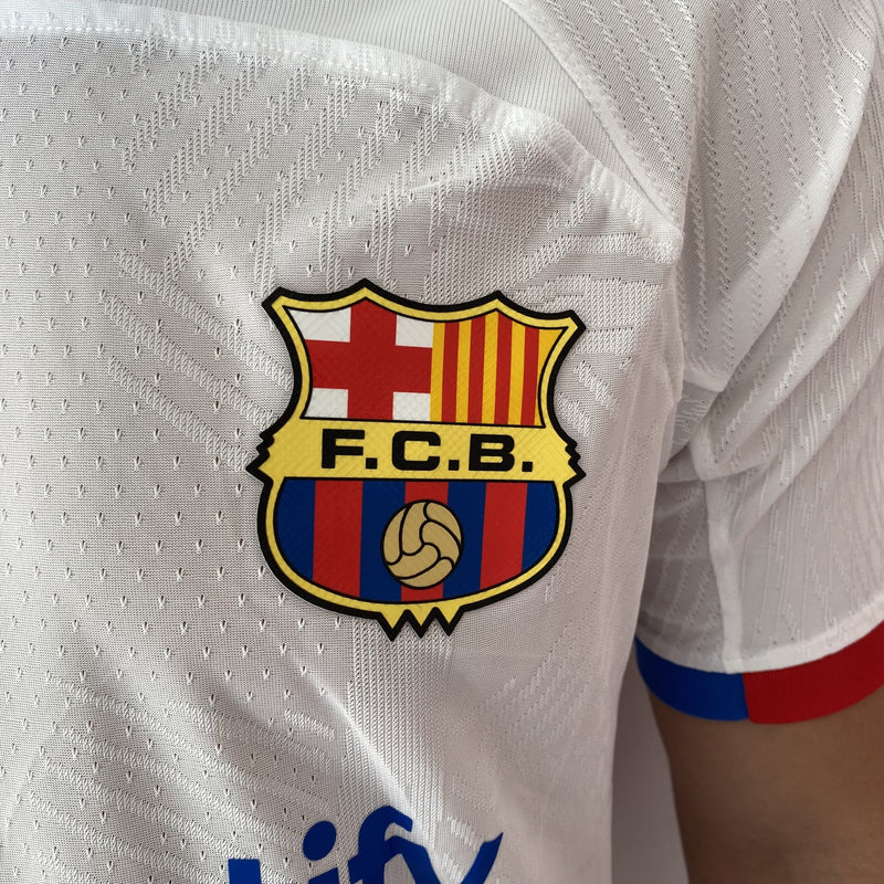 CAMISETA BLANCO JUGADOR BARCELONA 23/24